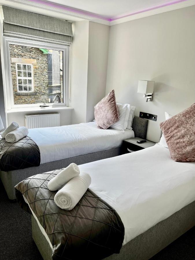 ווינדרמר The Mews Boutique Deluxe Apartments, Sleep 2-6 People , Central Location, Free Parking מראה חיצוני תמונה